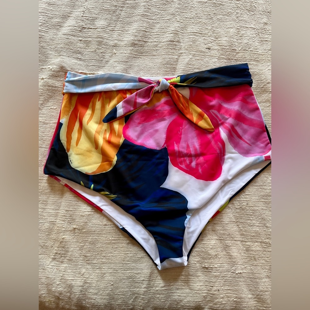 MARA HOFFMAN SWIM// Jay Swim Bottoms Size XL